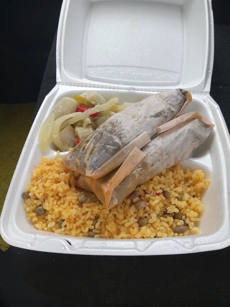 Arroz Con Gandules Y Pasteles