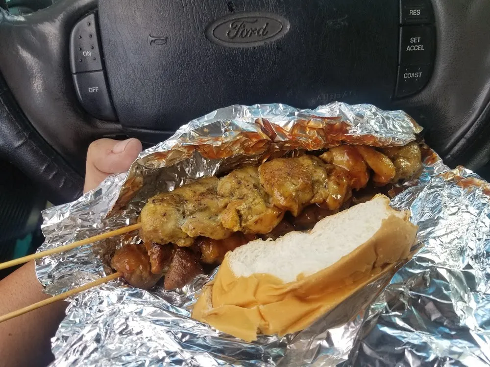 BBQ Chicken and BBQ Beef Pinchos